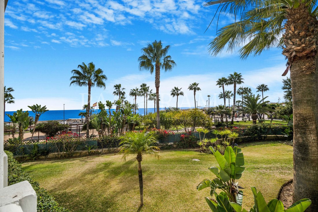 Apartment in Puerto Banus, Marbella, Spain 1 - 16255468