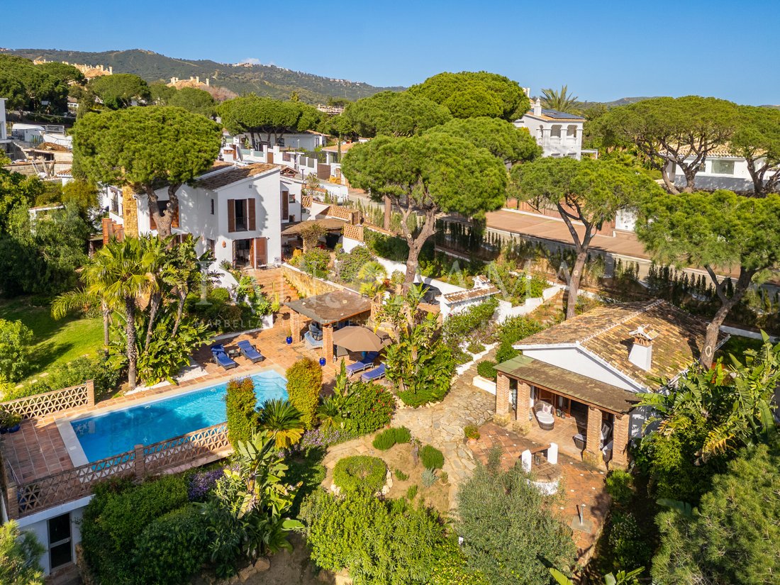 Villa in Elviria-Cabopino, Marbella, Spain 1 - 17479551
