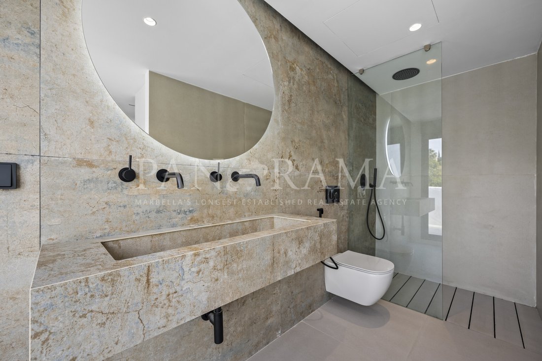 Penthouse in Estepona, Andalusia, Spain 5 - 16753387