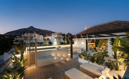 Penthouse in Marbella, Andalusia, Spain 1