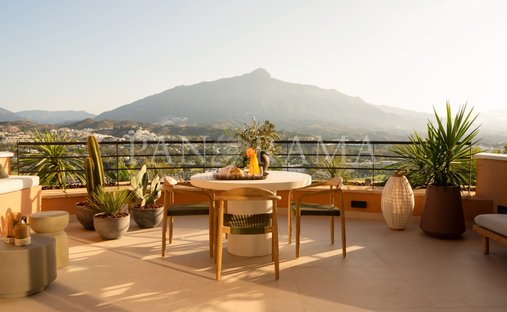 Attico a Nueva Andalucía, Marbella, Spagna 1