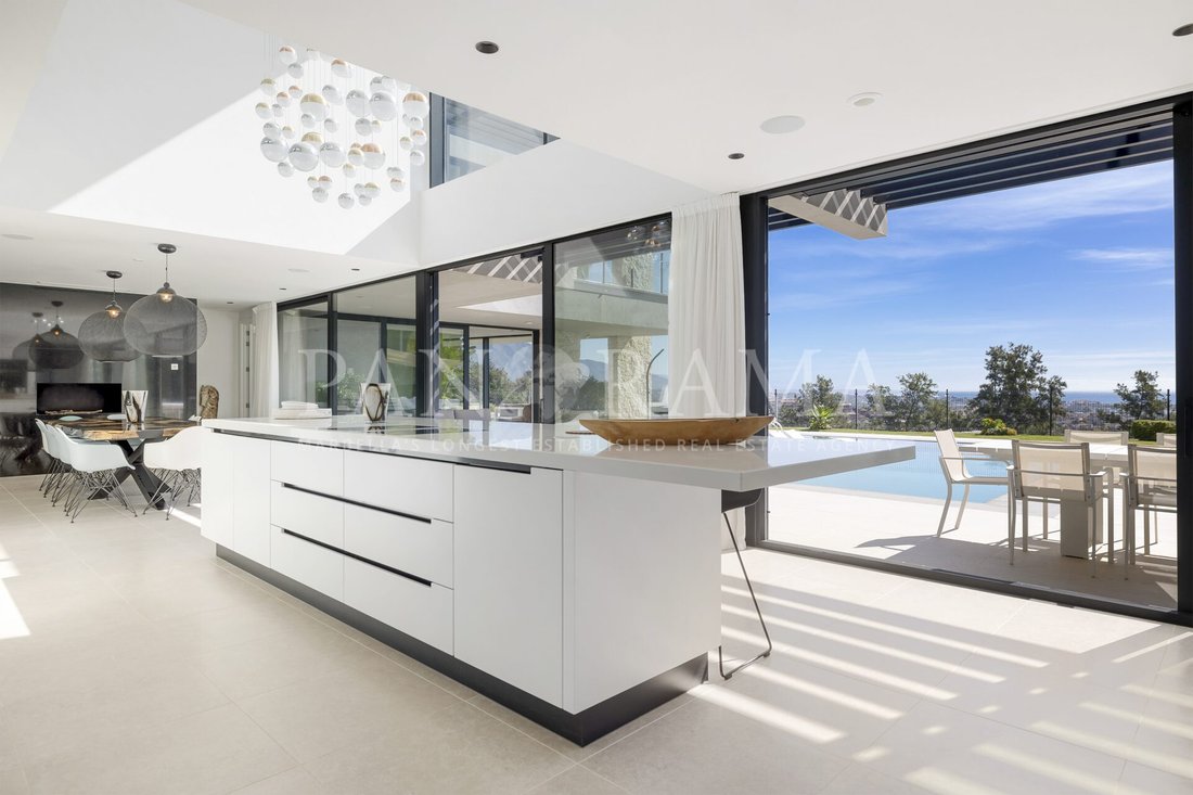 Villa in Benahavis, Andalusia, Spain 4 - 16372381