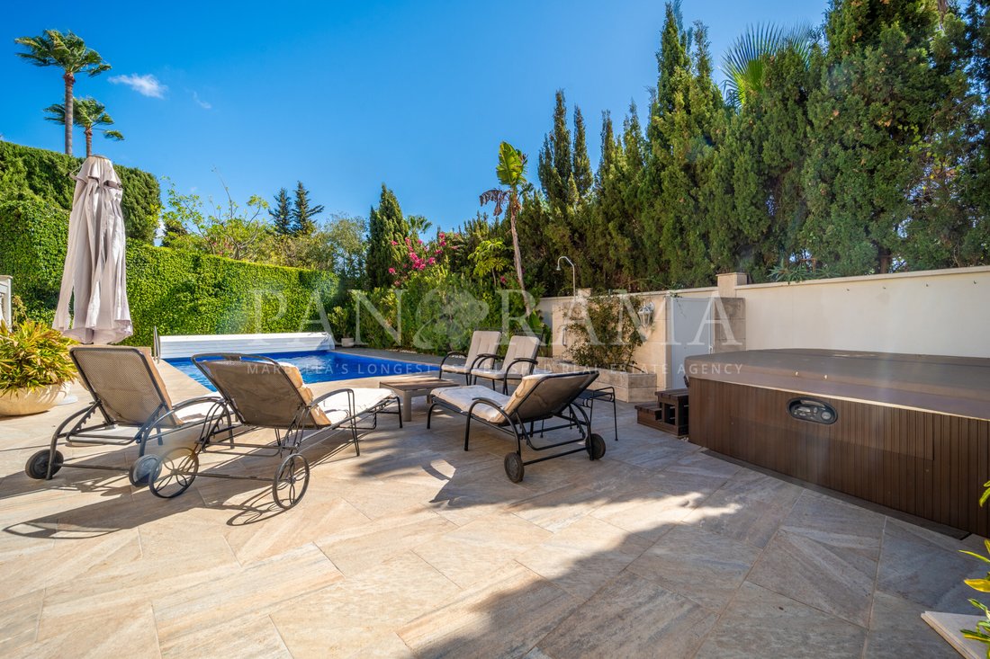 Villa in Marbella, Andalusia, Spain 2 - 16372248