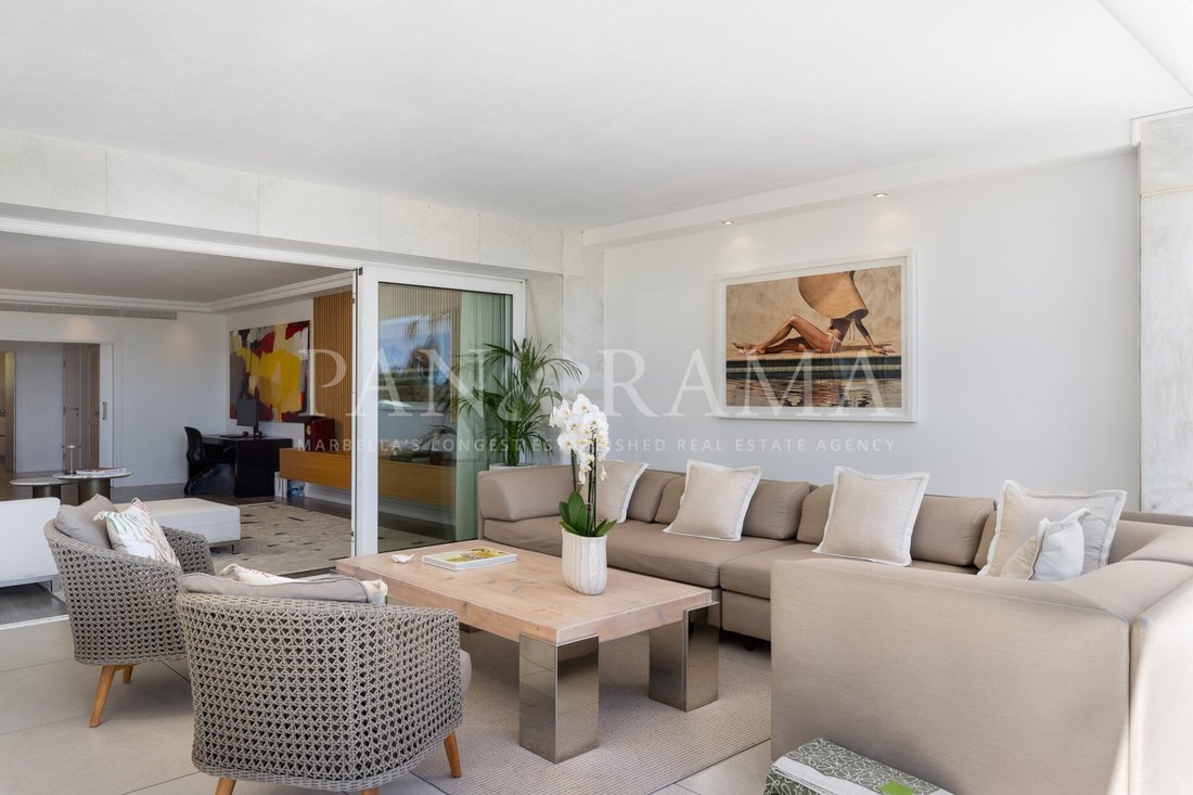 Apartment in Puerto Banus, Marbella, Spain 3 - 17704803