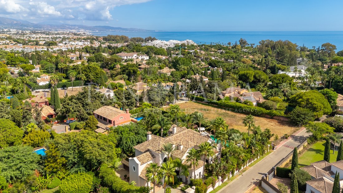 Villa in Guadalmina Baja, San Pedro de Alcantara, Spain 4 - 16372316