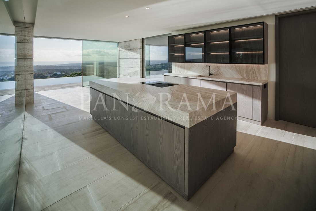 Villa in Sotogrande, San Roque, Andalusia 4 - 17099695