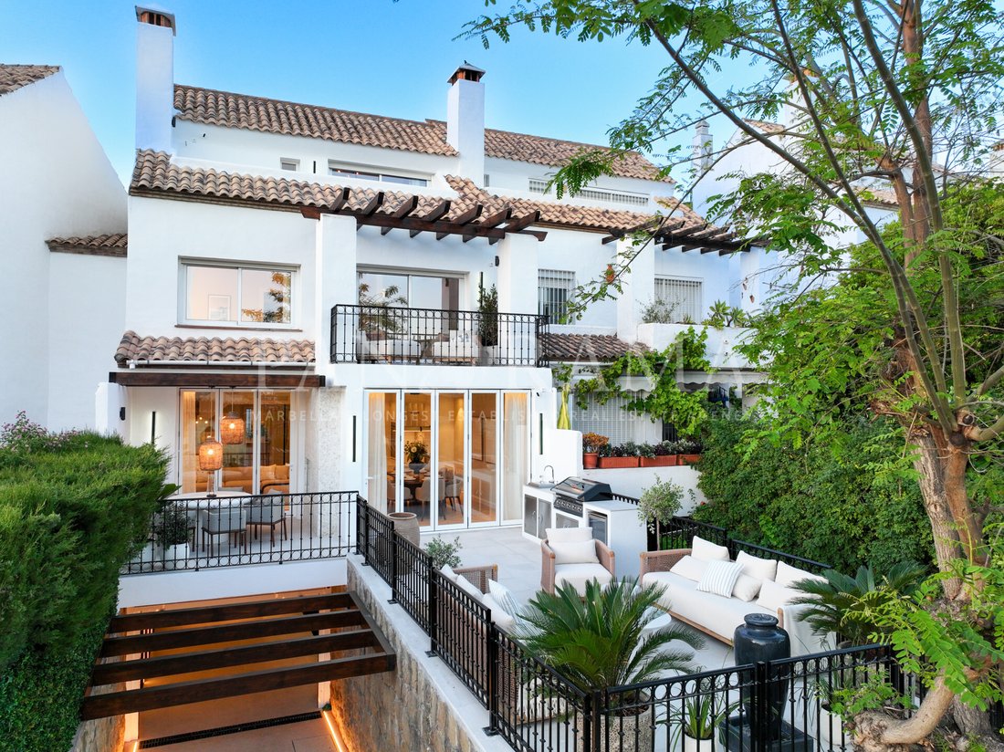 Townhouse in Marbella, Andalusia, Spain 2 - 15997443