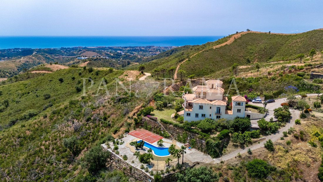 Villa in Estepona, Andalusia, Spain 1 - 15760458