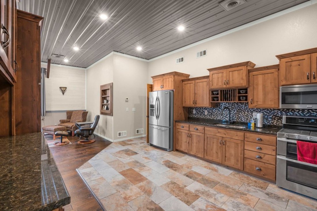 House in Austin, Minnesota, United States 5 - 18022076
