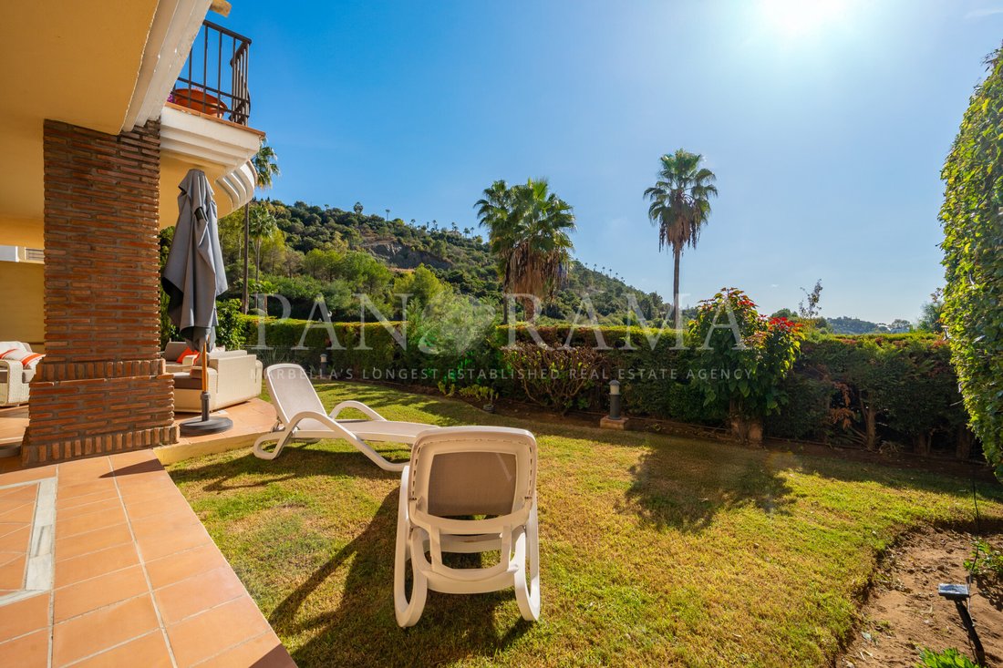 Apartment in Benahavis, Andalusia, Spain 1 - 17837389