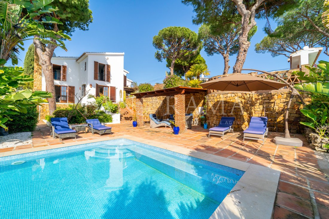 Villa in Elviria-Cabopino, Marbella, Spain 4 - 17479551