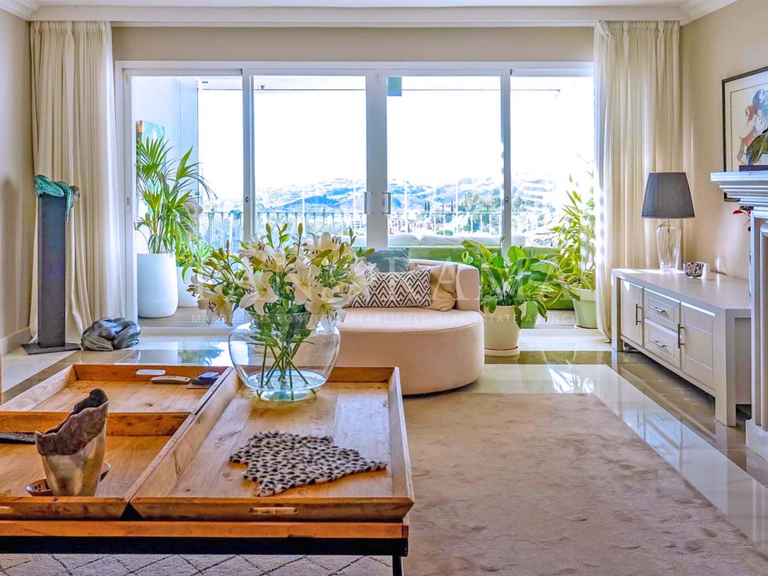 Apartment in La Quinta, Benahavis, Andalusia 2 - 17627820