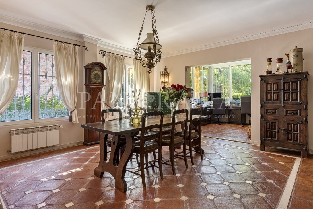 Villa in Nueva Andalucia, Marbella, Spain 5 - 17435744