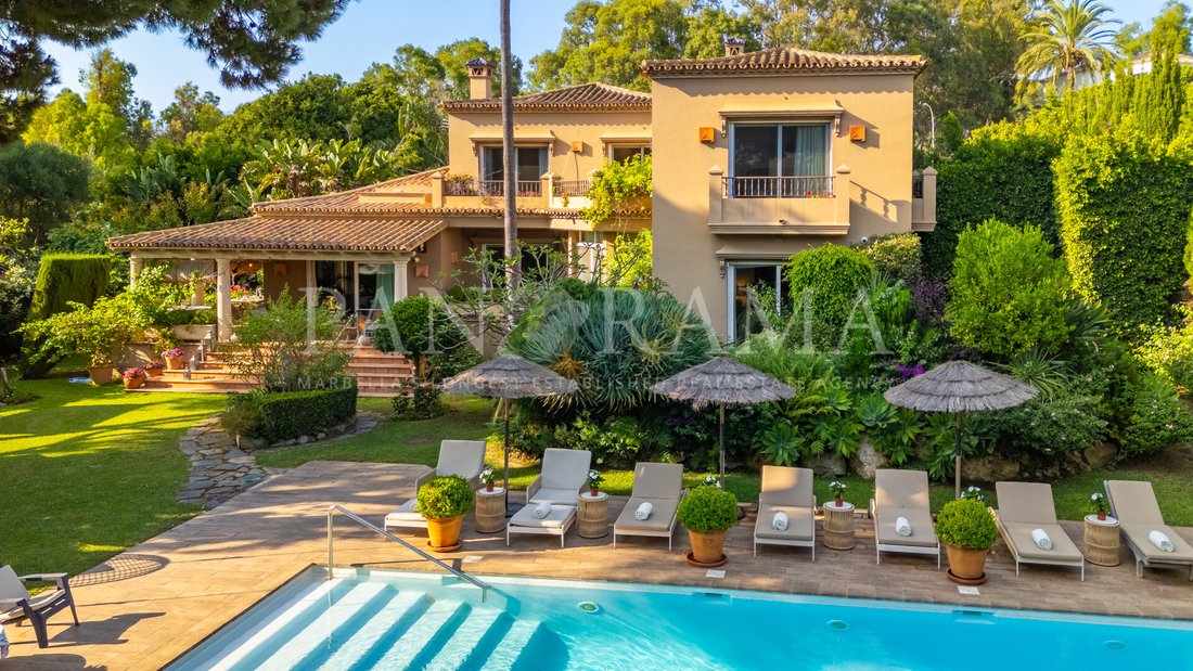 Villa en Elviria-Cabopino, Marbella, España 1 - 15760437