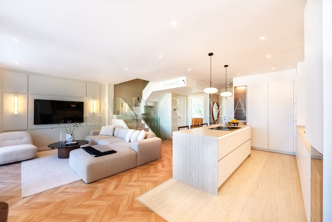 Townhouse in Marbella, Andalusia, Spain 1 - 15997443
