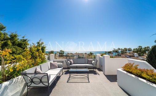 Penthouse in Golden Mile, Andalusia, Spain 1