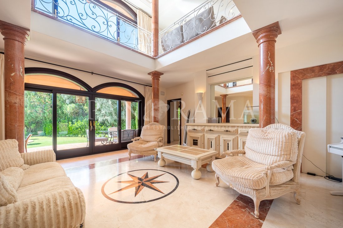 Villa in Sierra Blanca, Marbella, Spain 2 - 17003627