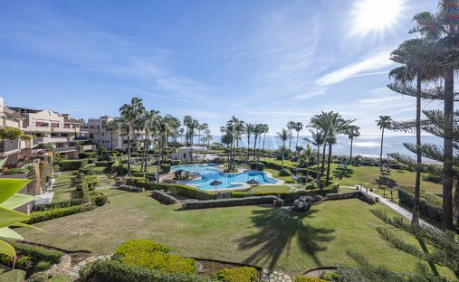 Appartamento a Estepona, Andalusia, Spagna 1