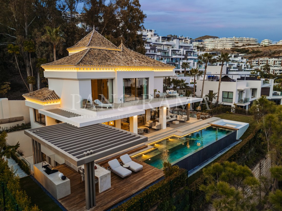 Villa in La Quinta, Benahavis, Andalusia 1 - 16733517