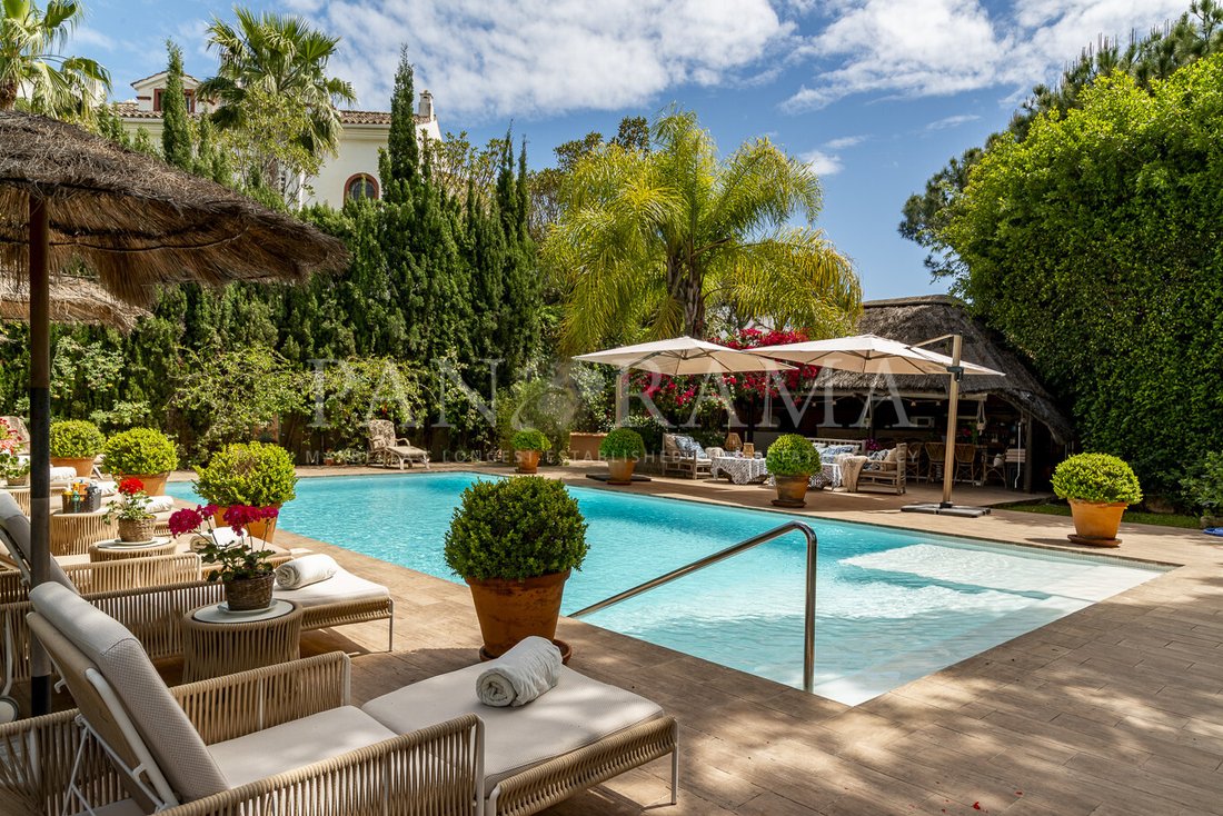 Villa en Elviria-Cabopino, Marbella, España 3 - 15760437