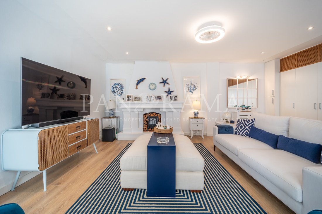 Townhouse in Gualdalmansa, Estepona, Andalusia 4 - 17396610