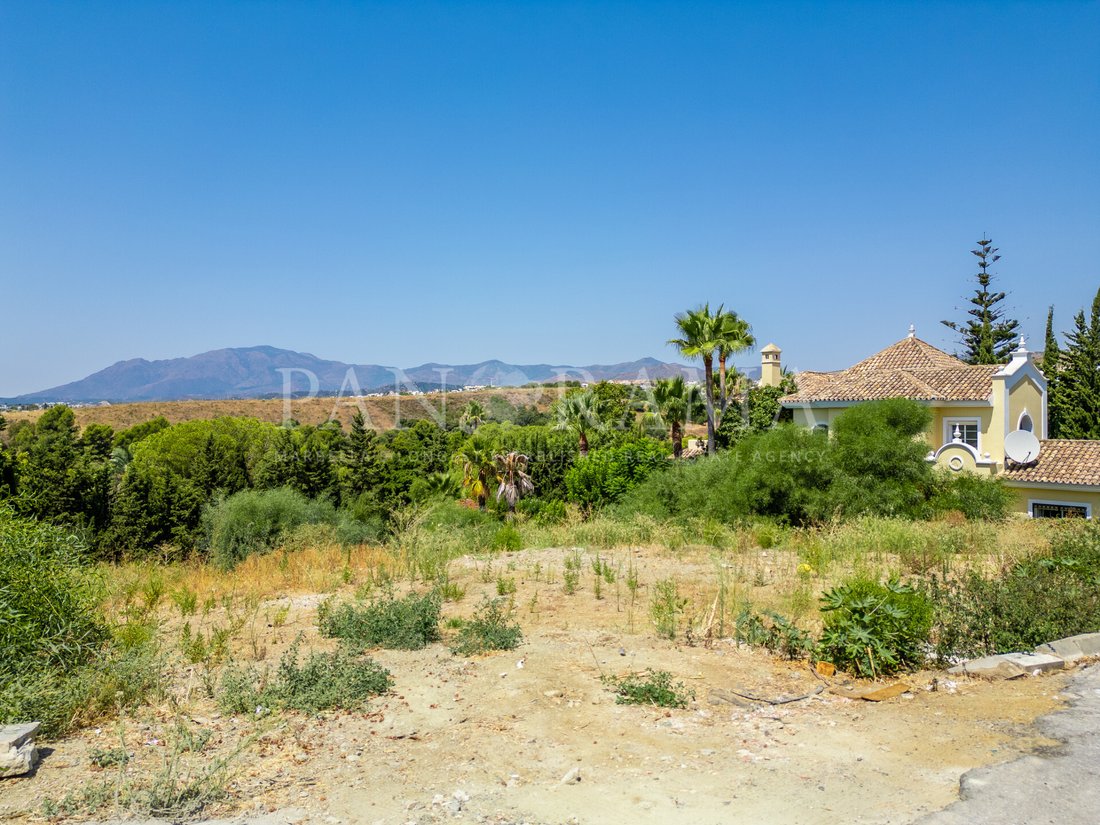 Land in Estepona, Andalusia, Spain 2 - 16115785