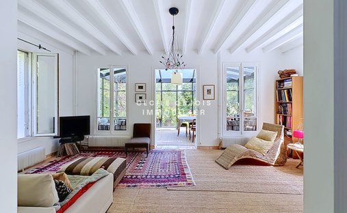 Casa en Peri, Joinville-le-Pont, Francia 1