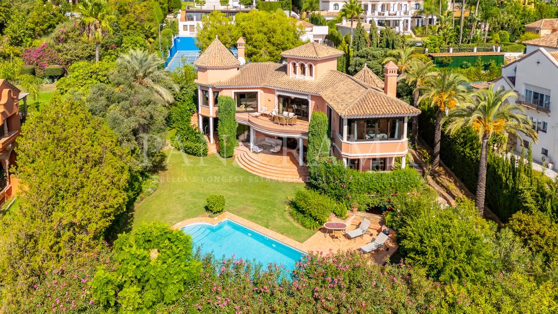 Villa in Sierra Blanca, Marbella, Spain 1 - 17003627