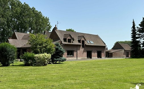 Farm Ranch in Nord, Nieppe, France 1