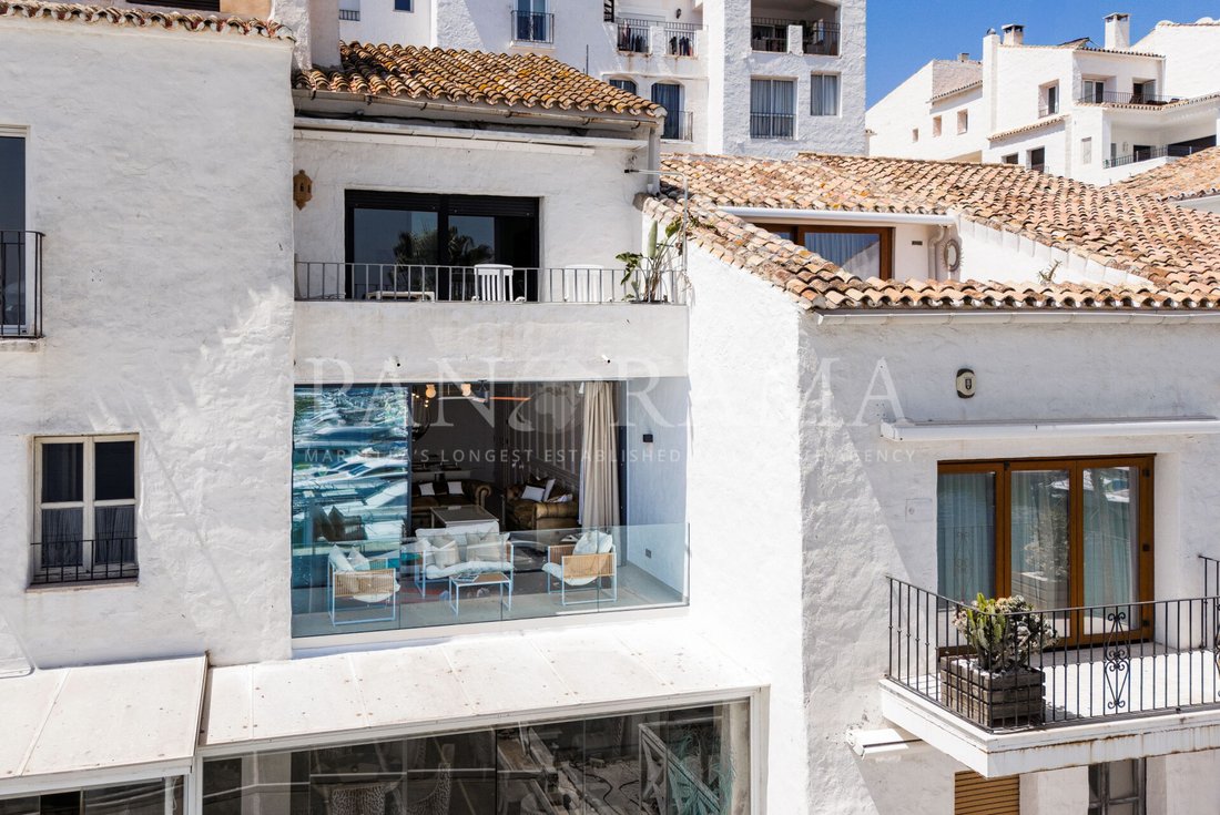 Apartment in Puerto Banus, Marbella, Spain 5 - 15745467