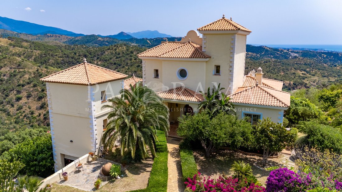 Villa in Estepona, Andalusia, Spain 5 - 15760458