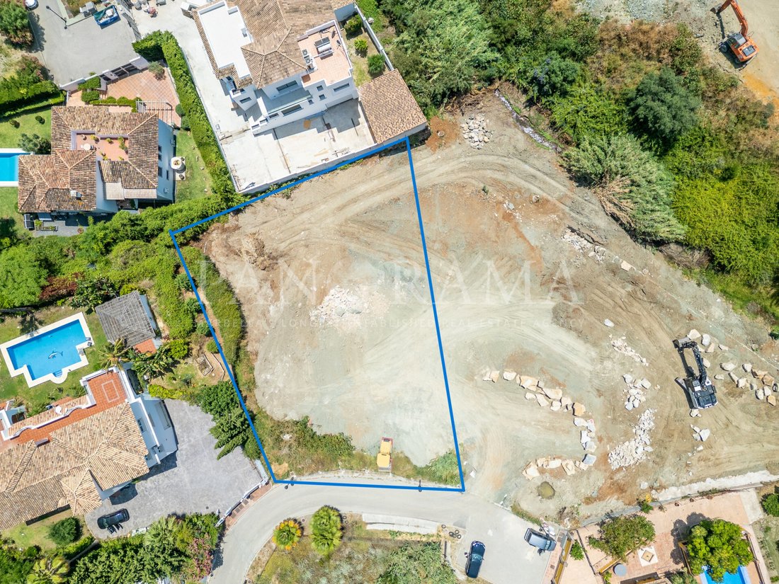 Land in Estepona, Andalusia, Spain 3 - 15796815