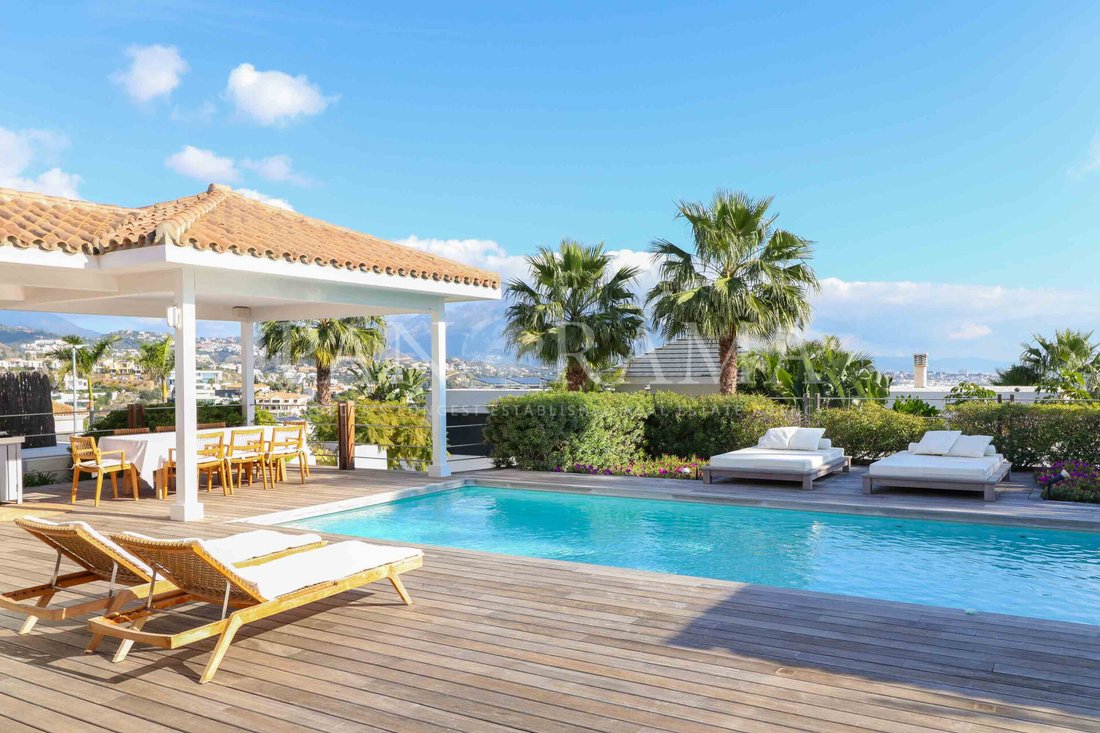 Villa in Benahavis, Andalusia, Spain 1 - 15927735