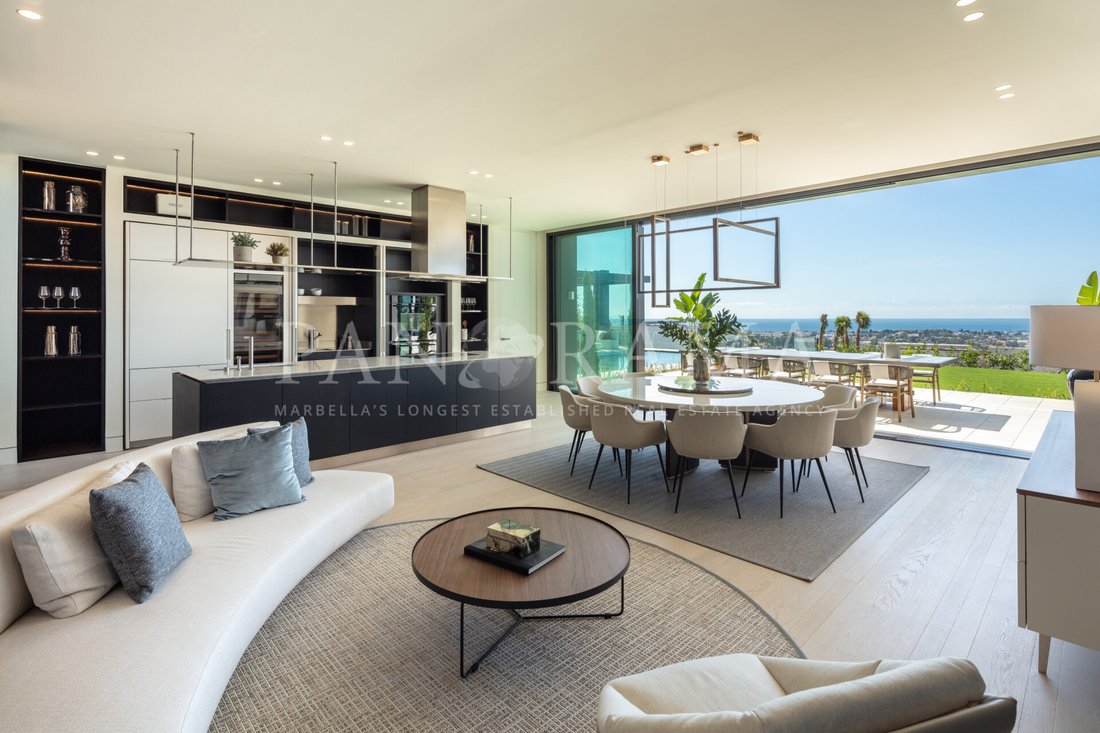 Villa in La Quinta, Benahavis, Andalusia 3 - 17423779