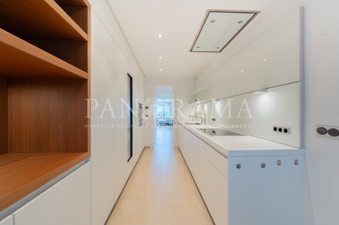 Apartment in Estepona, Andalusia, Spain 4 - 17873692