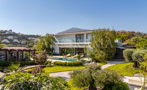 Villa in La Quinta, Benahavis, Andalusia 1