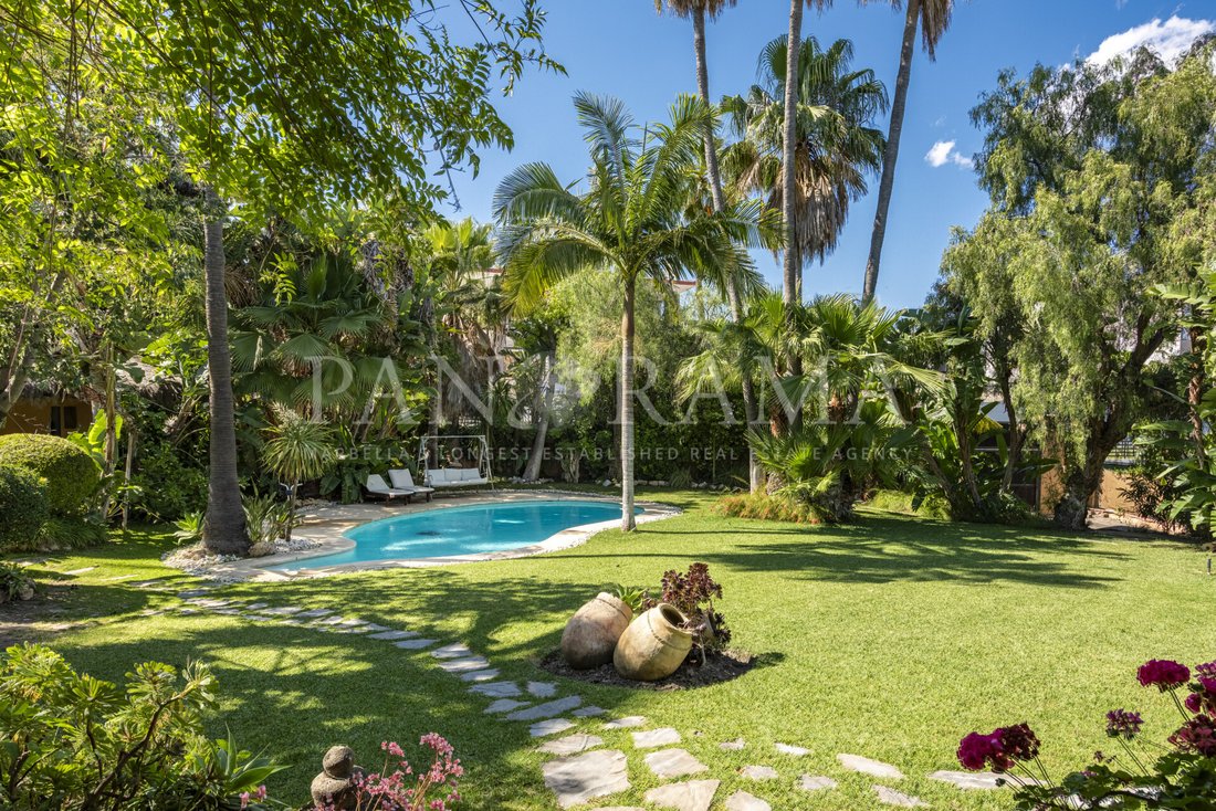 Villa in Nueva Andalucia, Marbella, Spain 4 - 17435744
