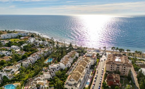 Apartment in San Pedro de Alcantara, Andalusia, Spain 1