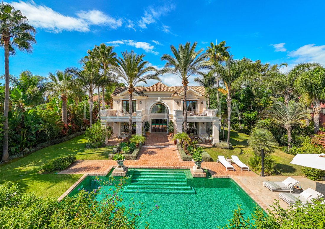Villa in Guadalmina Baja, San Pedro de Alcantara, Spain 1 - 16372316