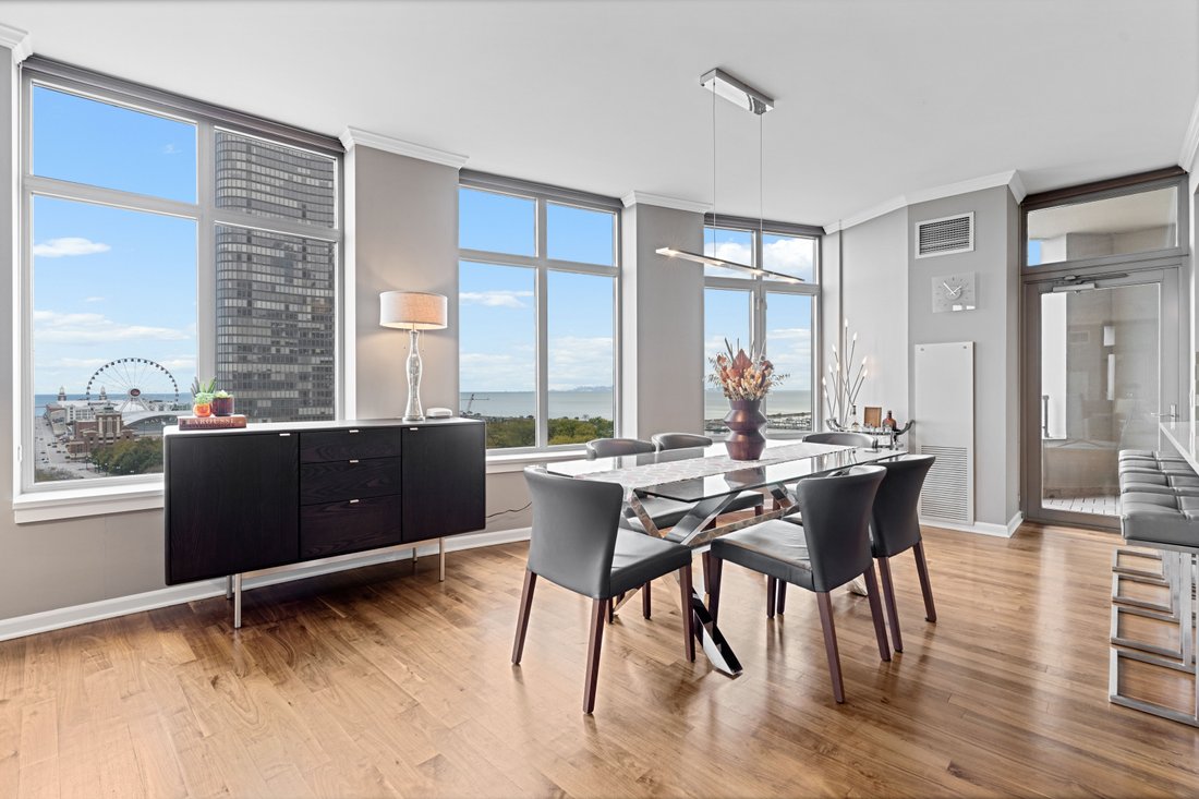 Condo in Chicago, Illinois, United States 5 - 18022112