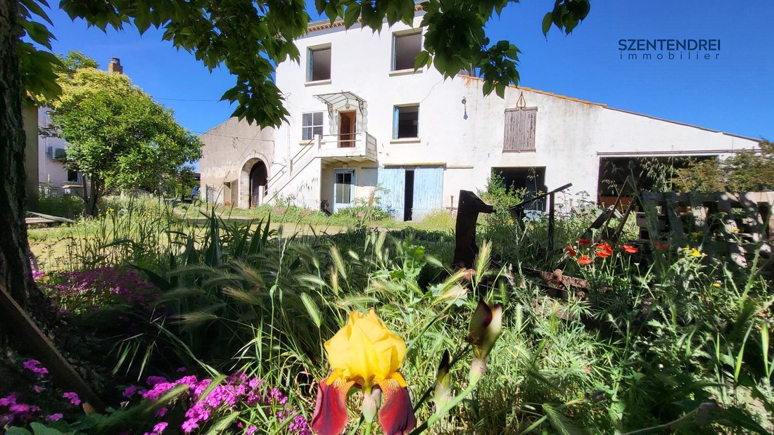 House in Allées Paul Riquet, Beziers, France 2 - 18021998