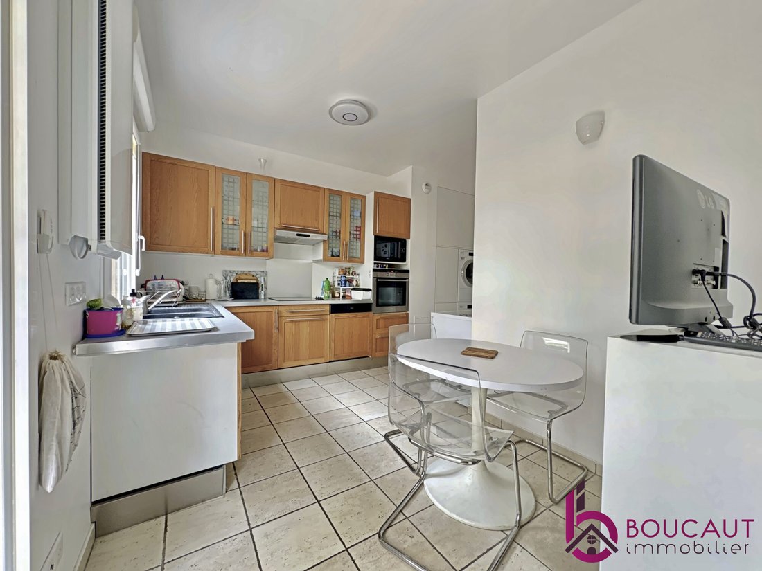 Apartment in Wallon, Le Plessis-Robinson, France 5 - 18021899