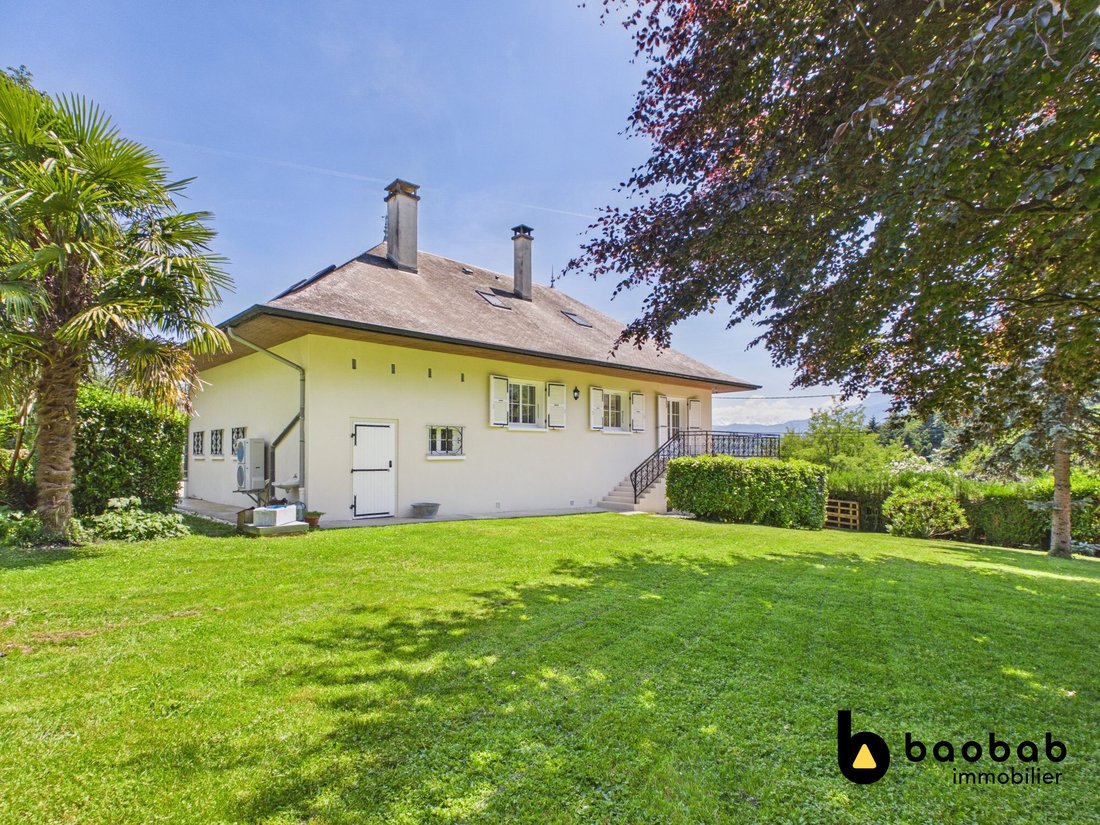 House in Hameaux, La Motte-Servolex, France 1 - 18021900