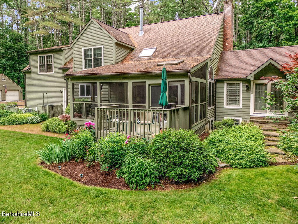 House in Great Barrington, Massachusetts, United States 4 - 18022043