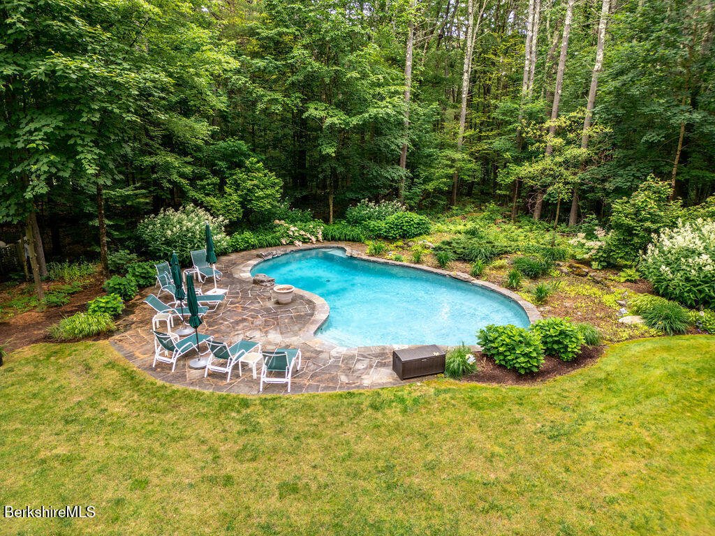 House in Great Barrington, Massachusetts, United States 5 - 18022043