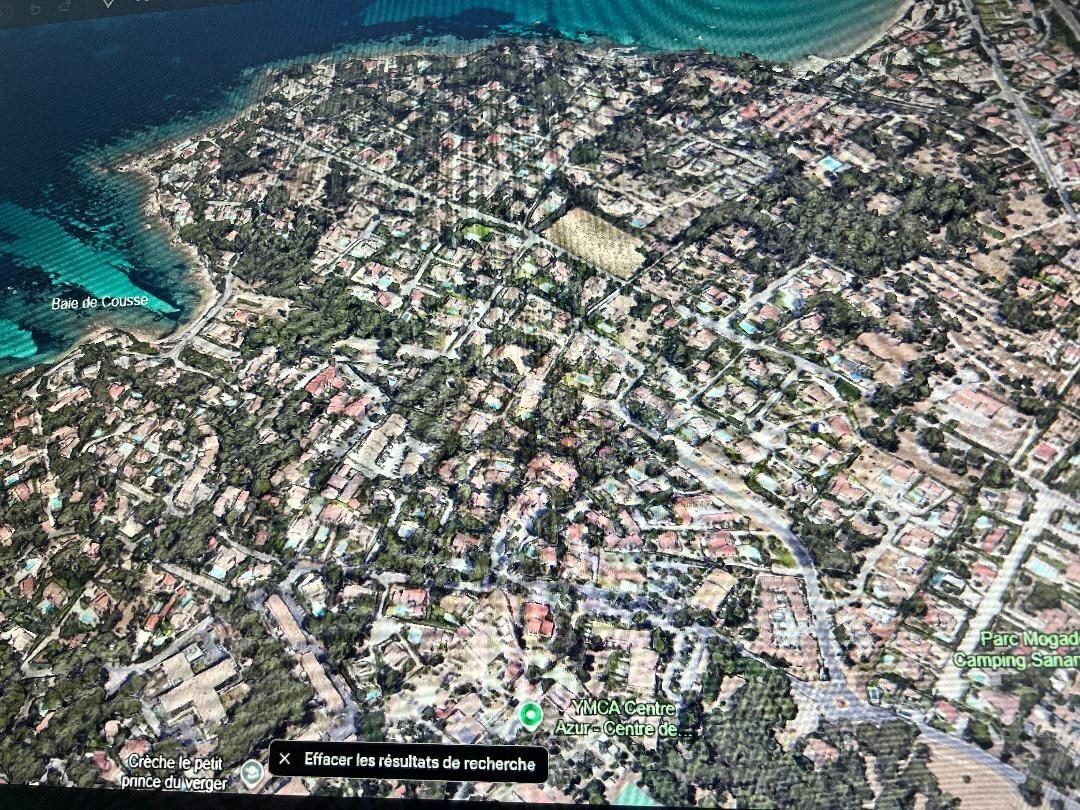 Land in Sanary-sur-Mer, Provence-Alpes-Côte d'Azur, France 2 - 17776370
