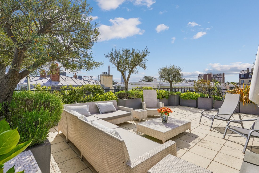 Apartment in La Plaine des Sablons, Neuilly-sur-Seine, France 1 - 18022071
