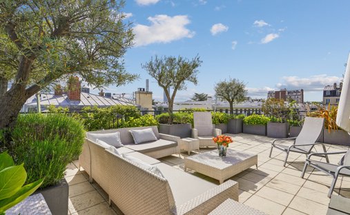 Apartment in La Plaine des Sablons, Neuilly-sur-Seine, France 1