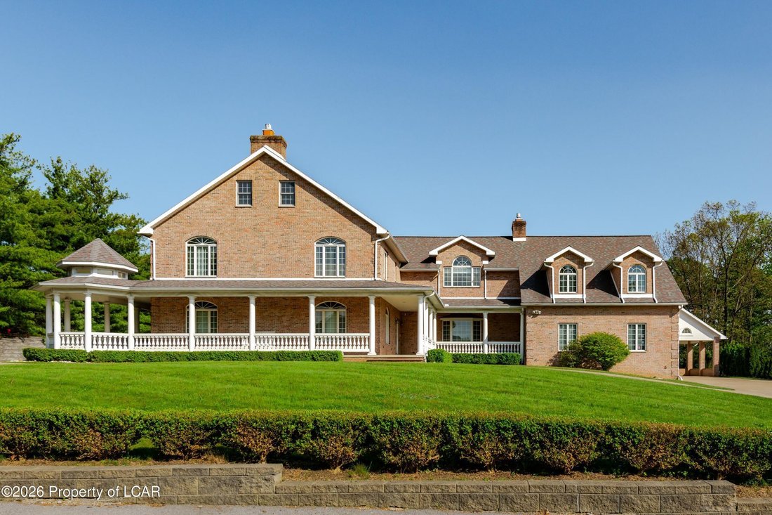 House in Pittston, Pennsylvania, United States 2 - 18021799