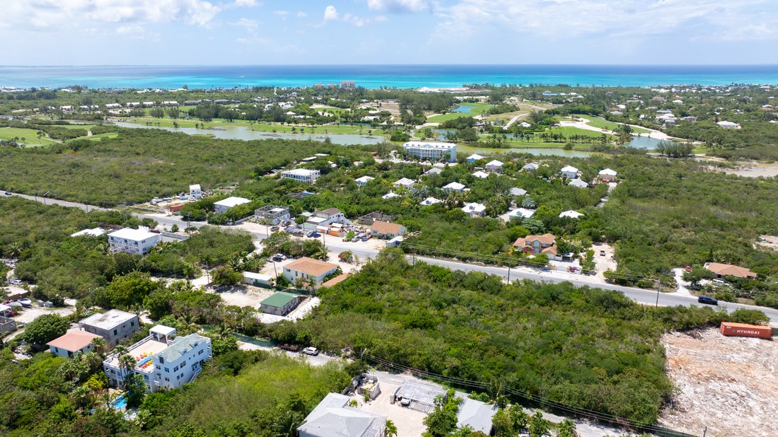 Land in Long Bay Hills, Caicos Islands, Turks and Caicos Islands 4 - 18022068